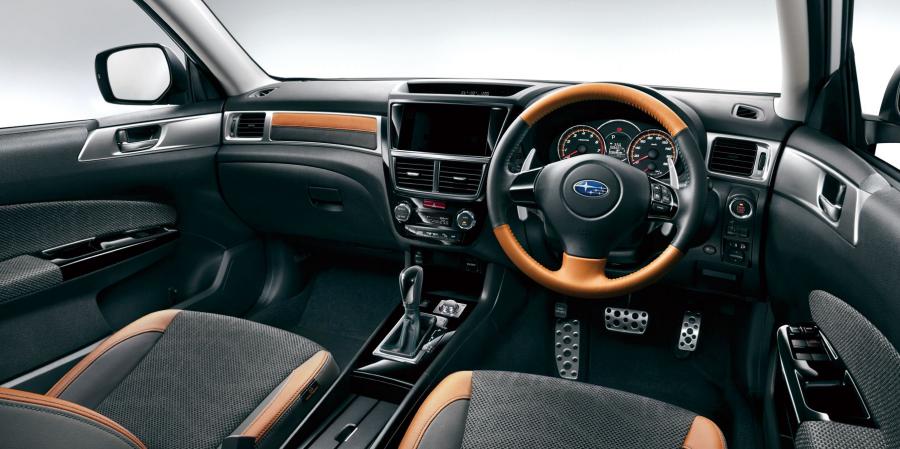 Торпедо Subaru Exiga Crossover 7 Active Style 2016 года  (фото 6 из 8)